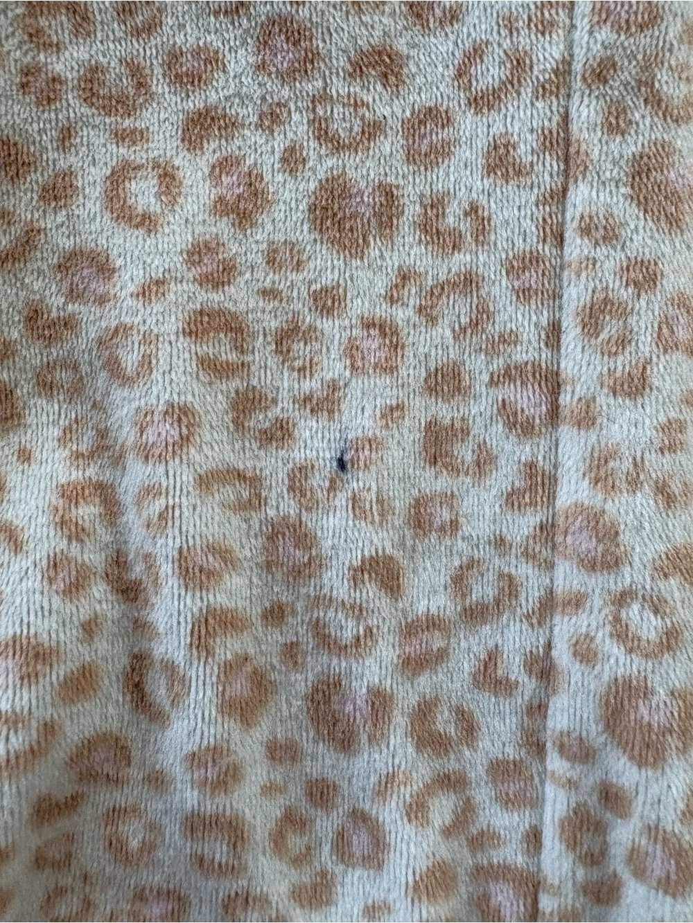 Cat & Jack Girls' Pink Leopard Print Ruffle Sweatshirt and Sweatpants Size: 5T - Picture 15 of 15